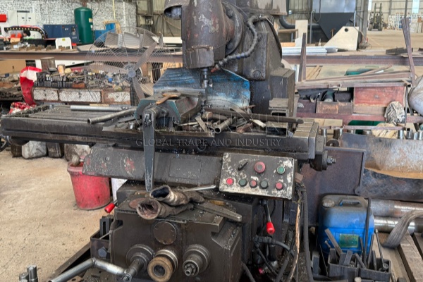 CNC Milling Machine CNC Milling Machine